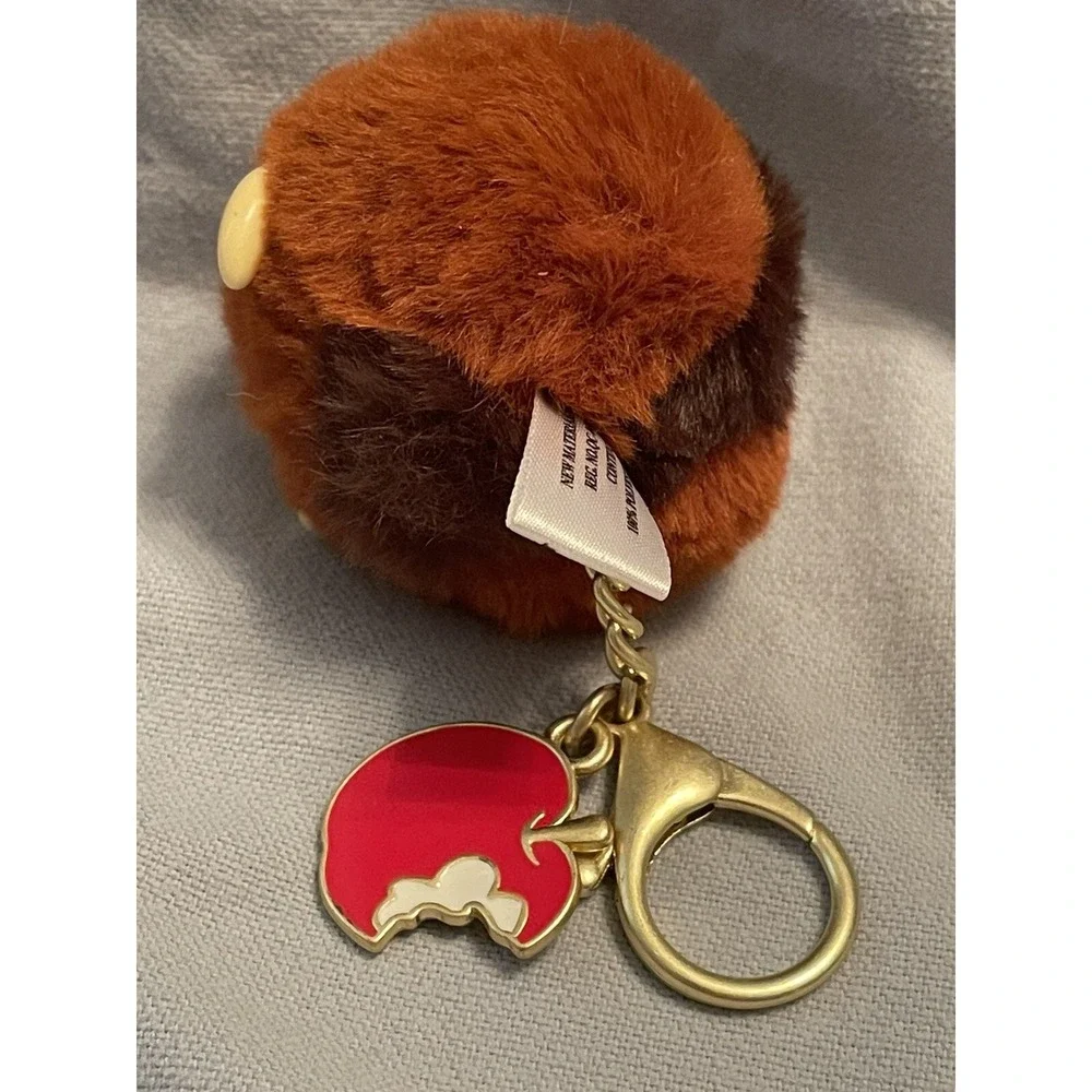 Walt Disney Flair Lion‎ King Pumbaa w/ Apple Keychain Bag Charm Good Flair Day